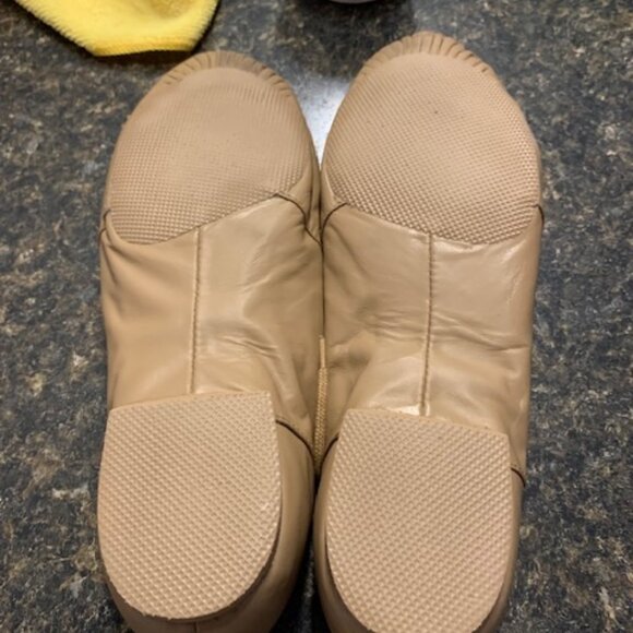 BLOCH traditional Irish/Scottish leather dance/jazz shoes size 11 (fits like 10) - Picture 2 of 2